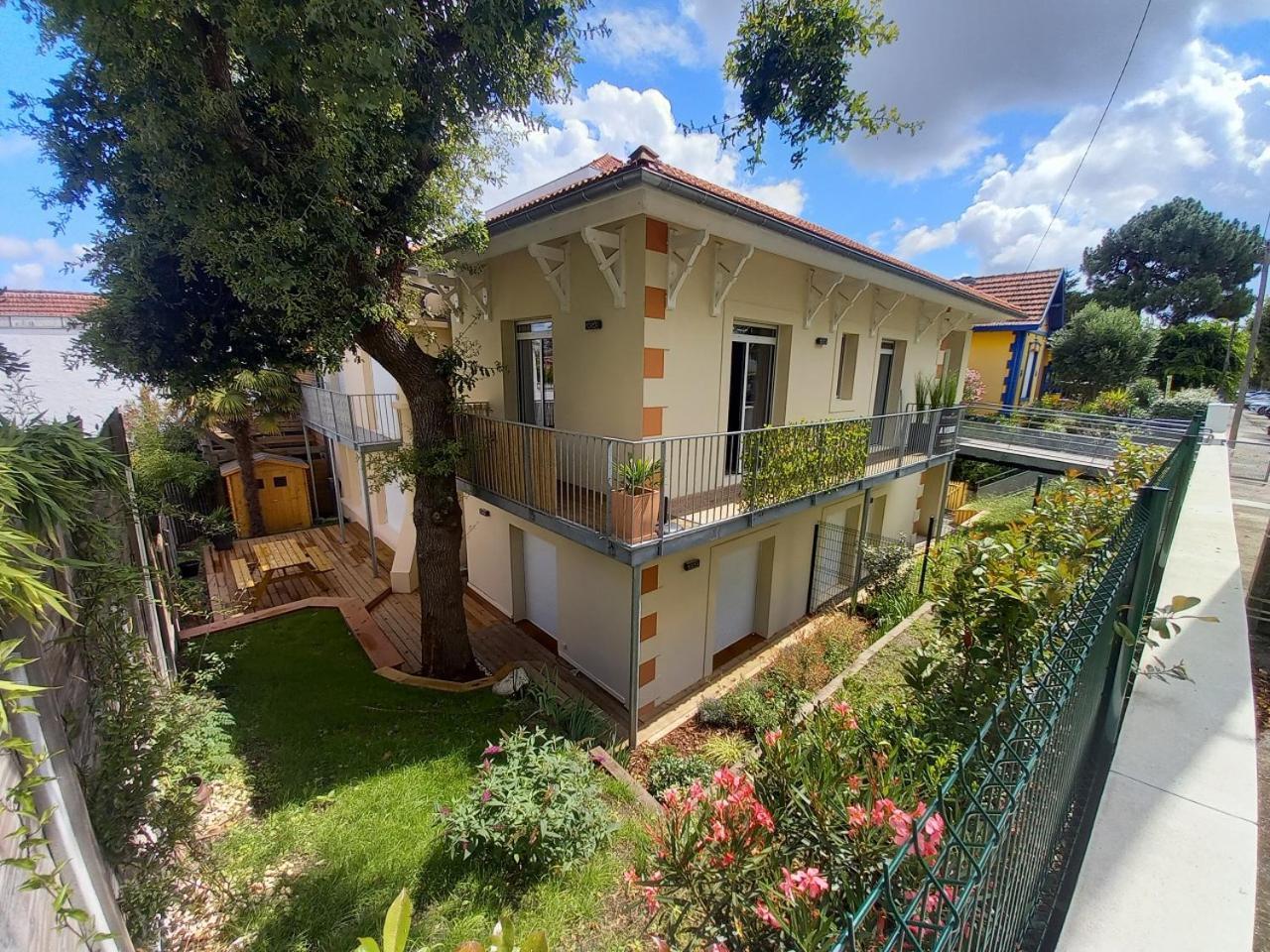 3 Pieces Avec Terrasse Arboree آركاشو المظهر الخارجي الصورة
